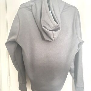 Women’s Medium Underarmour Hoodie